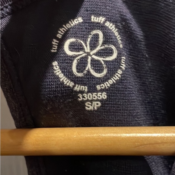 Exercise tank top - Picture 2 of 5